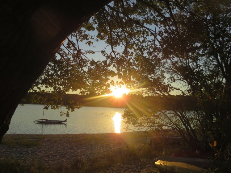 sunlight lake MOMMYBLOG NATURE  GIFTS.JPG