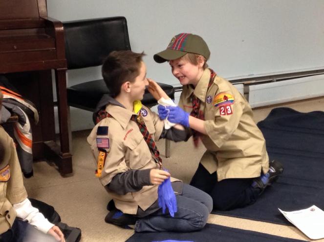 shutterflying tim helping.jpg